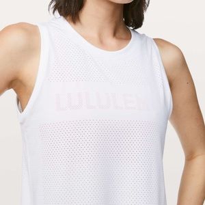 Lululemon Breeze By Muscle Crop Tank - Women’s size 6 or 8